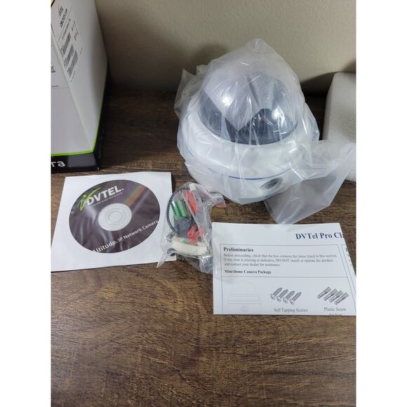 DVTEL CM-2101-11P IP Dome camera Indoor/Outdoor/ Security New open box - Picture 1 of 7